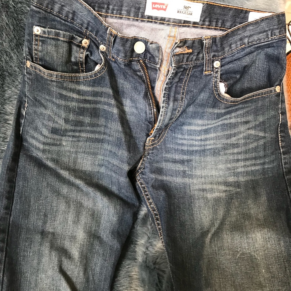 Levi’s (16 Reg) 505 Regular faded jeans